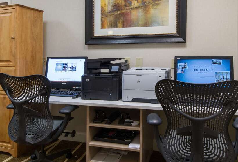בית מלון כפרי Hilton Garden Inn Auburn/opelika