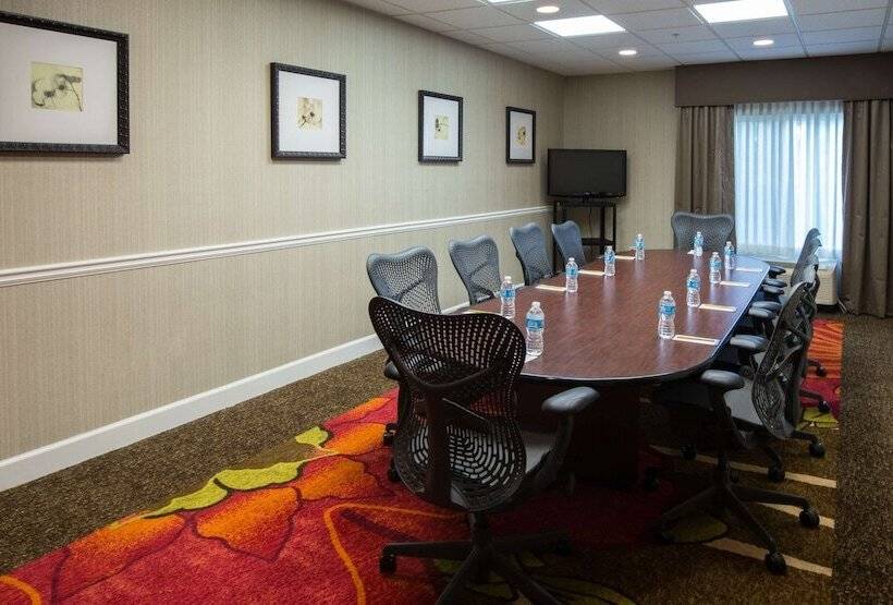 בית מלון כפרי Hilton Garden Inn Auburn/opelika