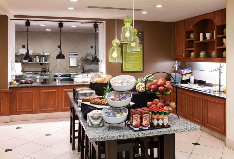 هتل Hilton Garden Inn Austin North