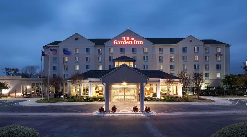 هتل Hilton Garden Inn Austin North