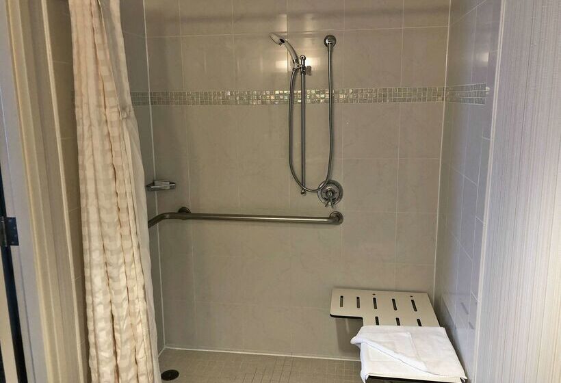 هتل Hilton Garden Inn Baltimore Inner Harbor