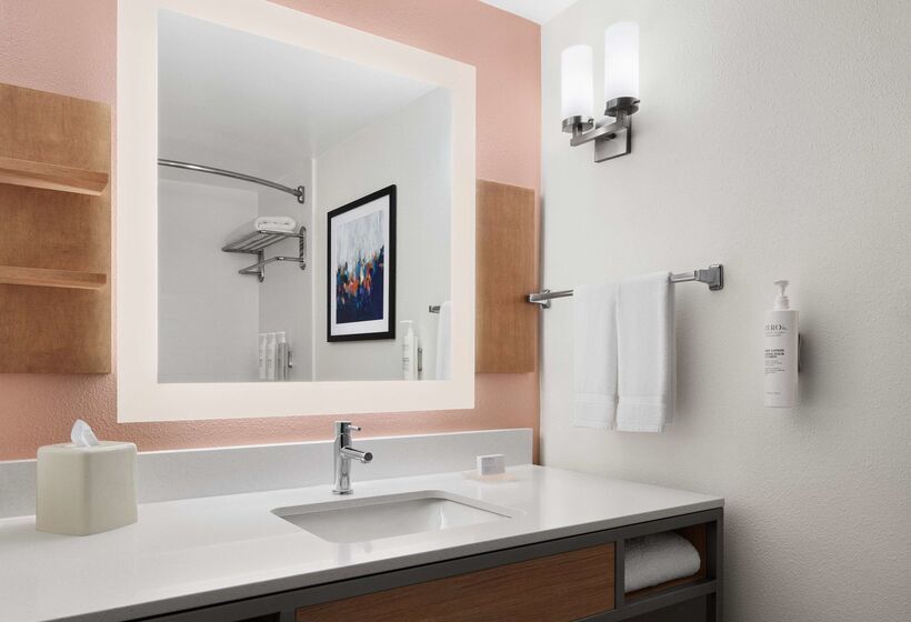 هتل Hilton Garden Inn Beaufort