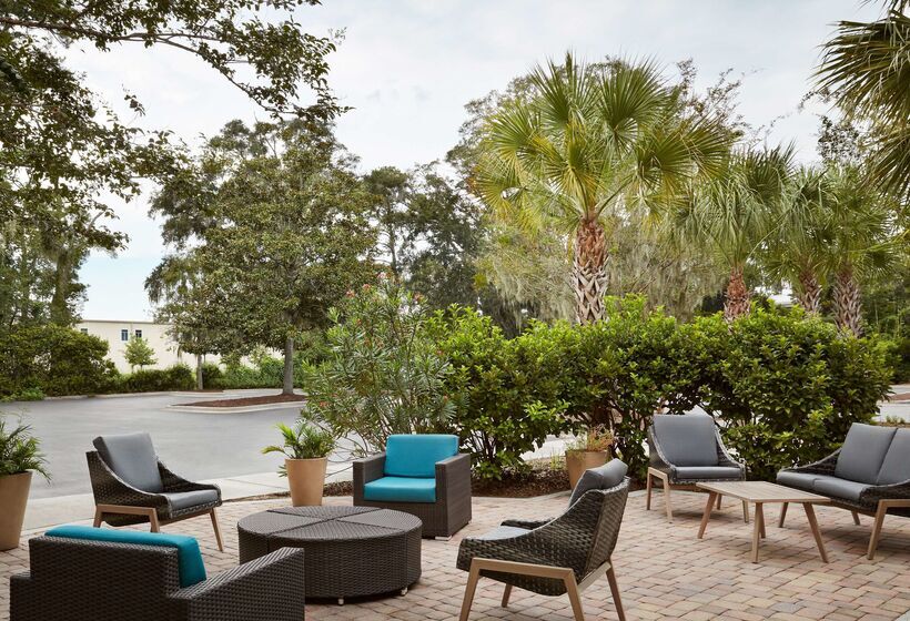 هتل Hilton Garden Inn Beaufort
