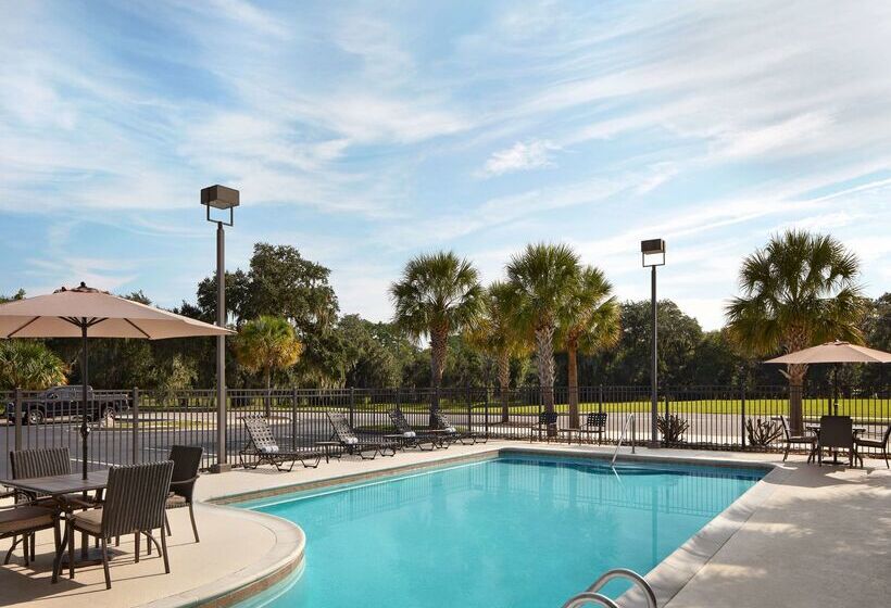 هتل Hilton Garden Inn Beaufort