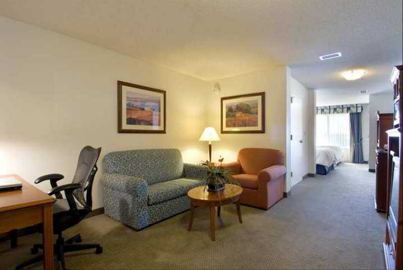 هتل Hilton Garden Inn Bentonville Rogers