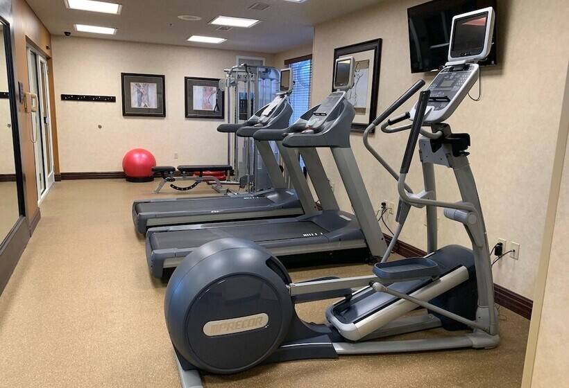 هتل Hilton Garden Inn Bentonville Rogers