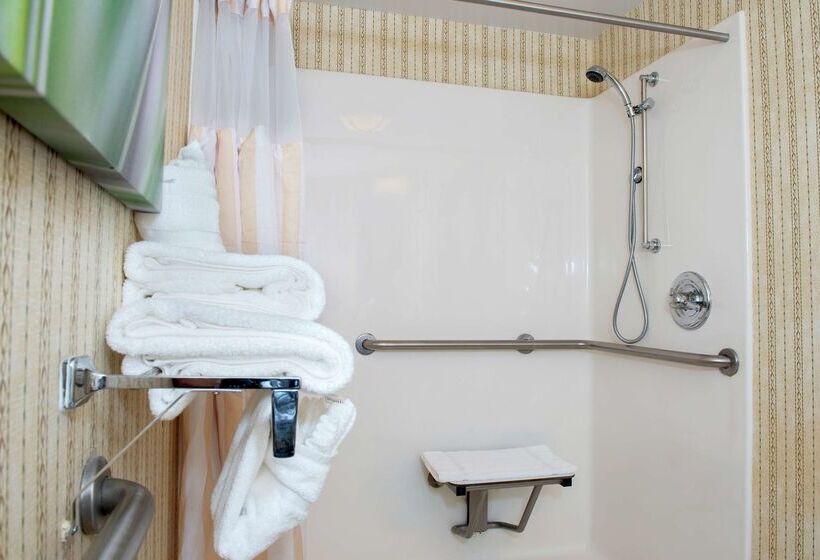 ホテル Hilton Garden Inn Charlotte Pineville