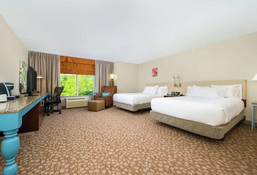 هتل Hilton Garden Inn Charlottesville