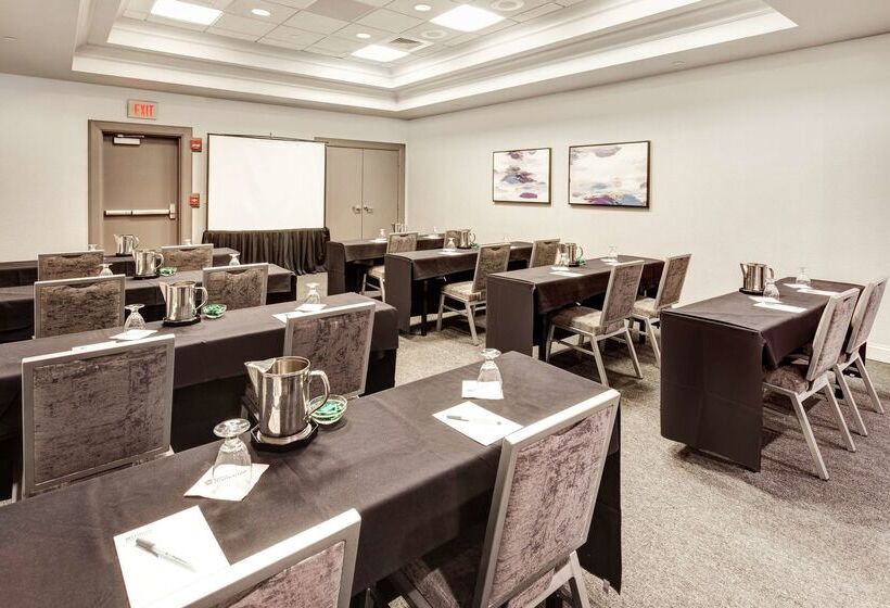 בית מלון כפרי Hilton Garden Inn Chicago North Shore / Evanston