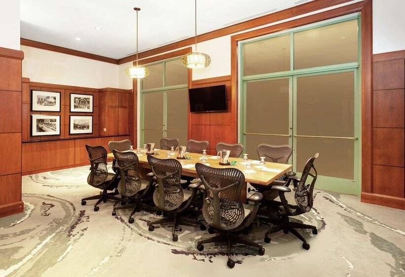בית מלון כפרי Hilton Garden Inn Chicago North Shore / Evanston