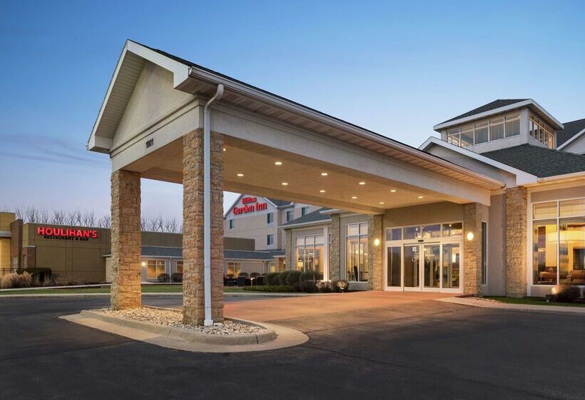 هتل Hilton Garden Inn Dubuque Downtown