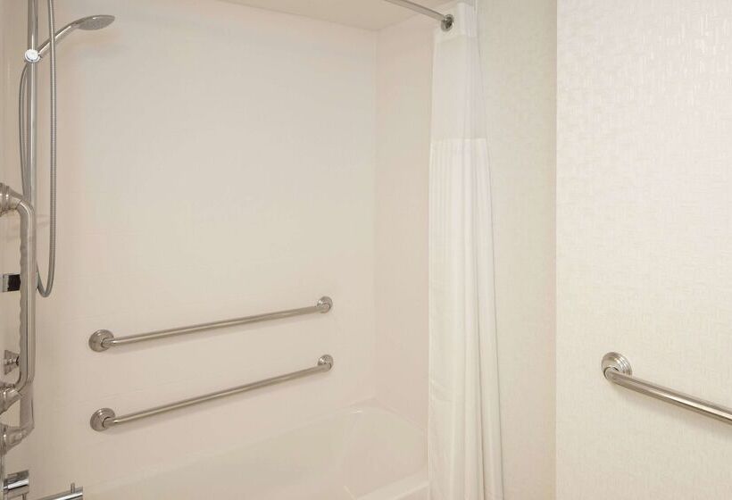 فندق Hilton Garden Inn Freeport Downtown