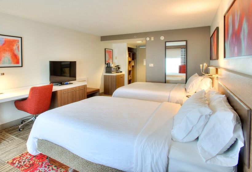 هتل Hilton Garden Inn Indianapolis Northeast/fishers