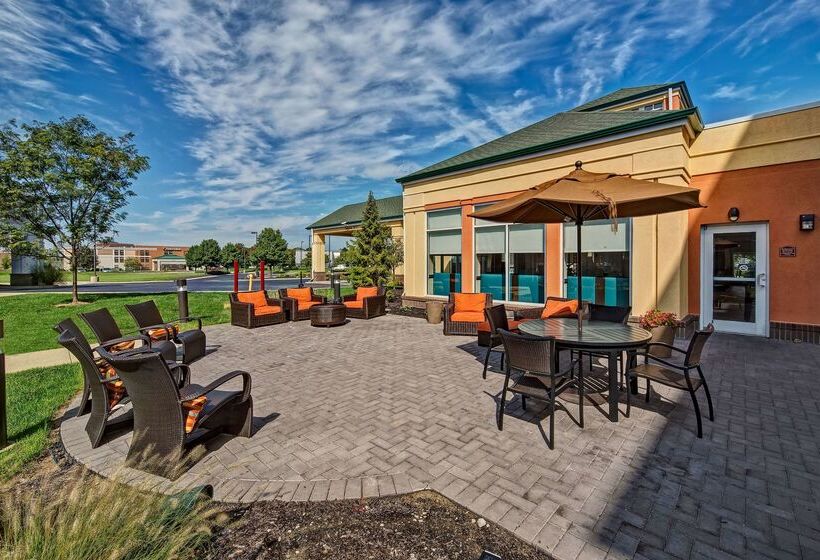 هتل Hilton Garden Inn Indianapolis Northeast/fishers