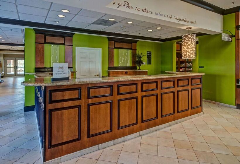 هتل Hilton Garden Inn Indianapolis Northeast/fishers