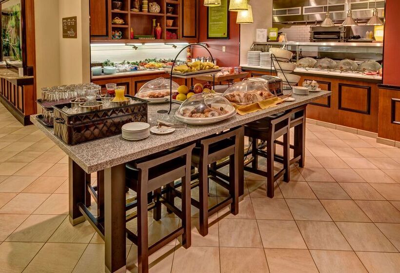 هتل Hilton Garden Inn Indianapolis Northeast/fishers