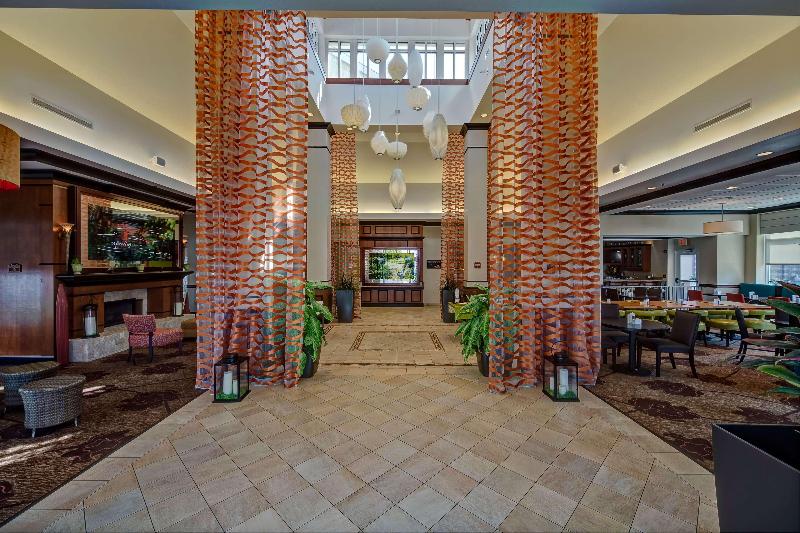 هتل Hilton Garden Inn Indianapolis Northeast/fishers