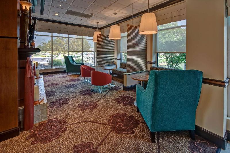هتل Hilton Garden Inn Indianapolis Northeast/fishers