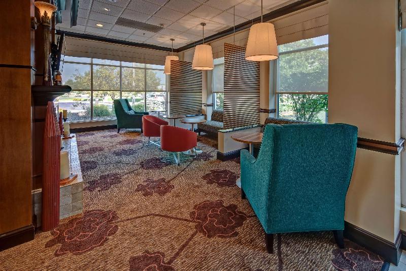 هتل Hilton Garden Inn Indianapolis Northeast/fishers