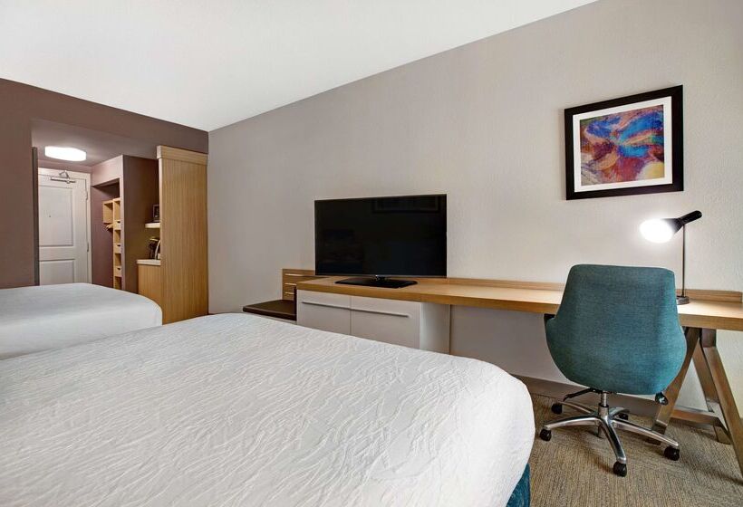 هتل Hilton Garden Inn Memphis Southaven