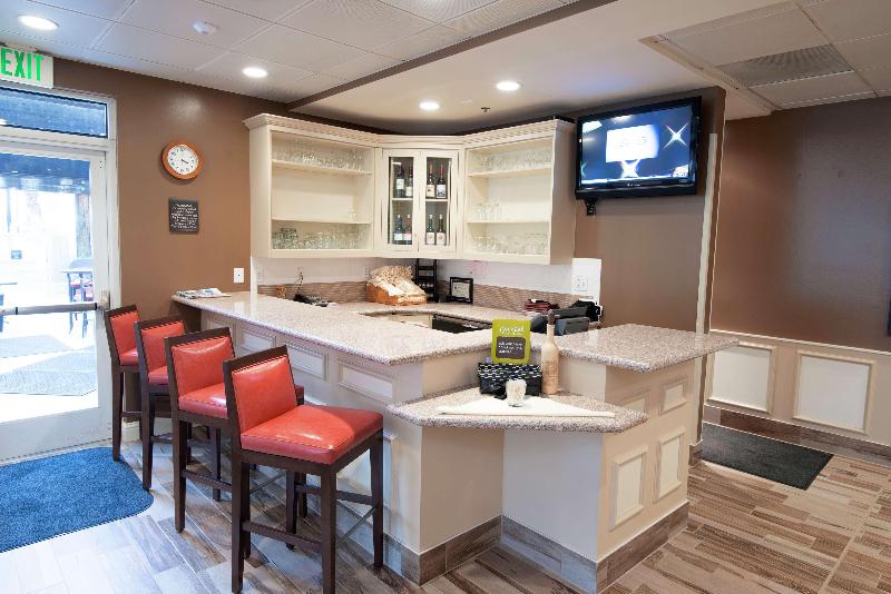 فندق Hilton Garden Inn Redding