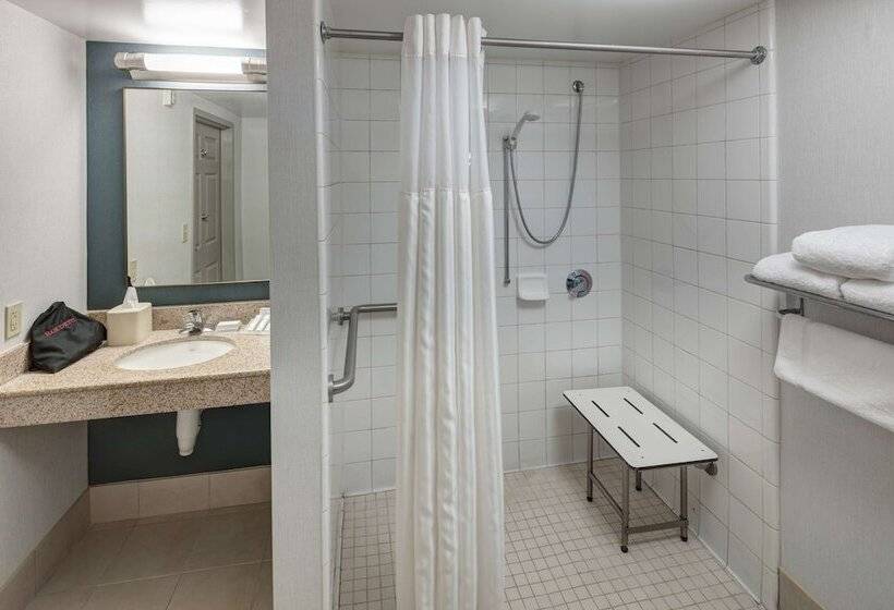 هتل Hilton Garden Inn Savannah Airport