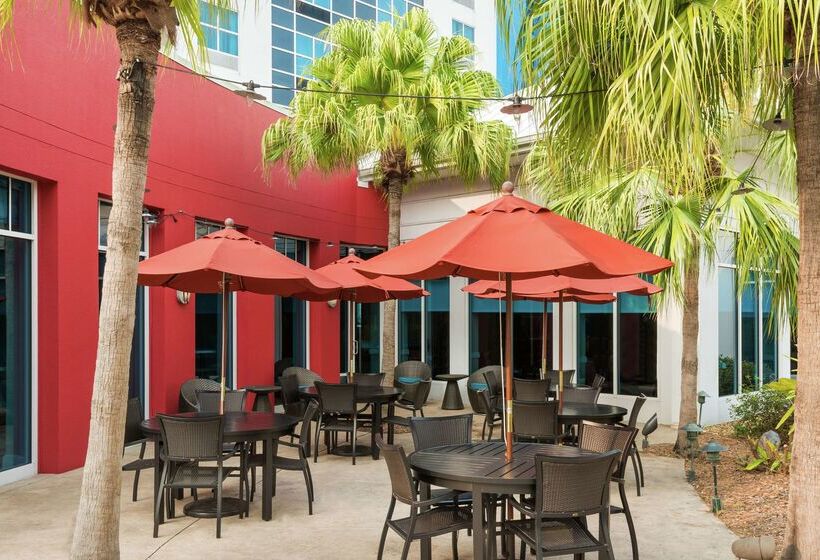 هتل Hilton Garden Inn Tampa Airport Westshore