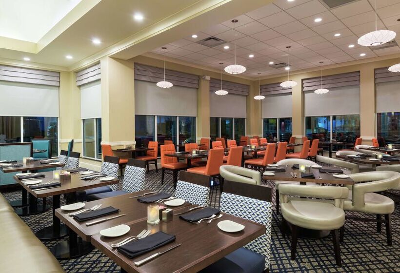 هتل Hilton Garden Inn Tampa Airport Westshore