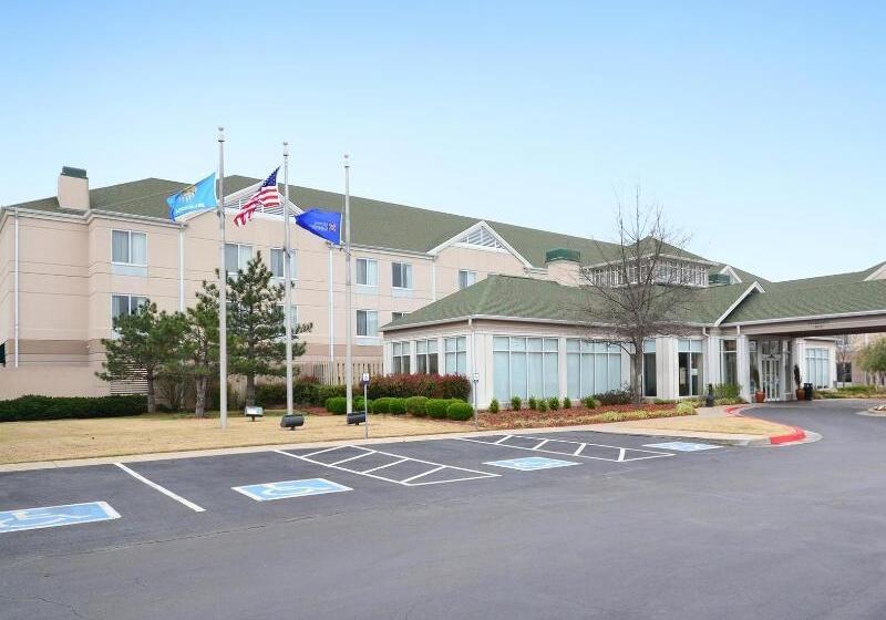فندق Hilton Garden Inn Tulsa Airport