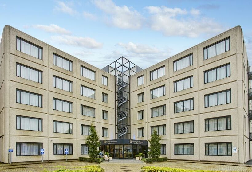 هتل Holiday Inn Express Amsterdam   Schiphol, An Ihg