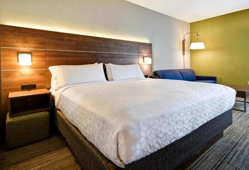 هتل Holiday Inn Express Newport North   Middletown, An Ihg