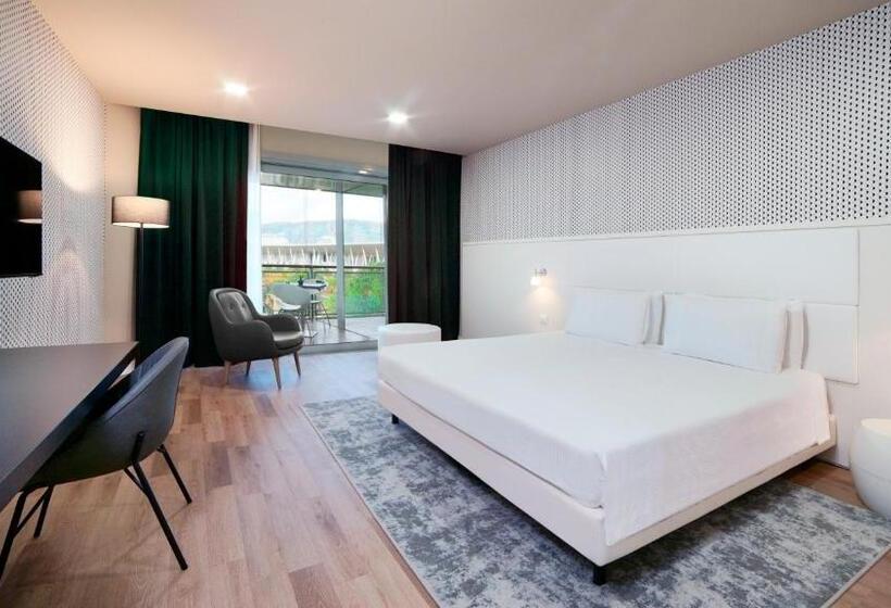 בית מלון כפרי Holiday Inn Nola   Naples Vulcano Buono, An Ihg