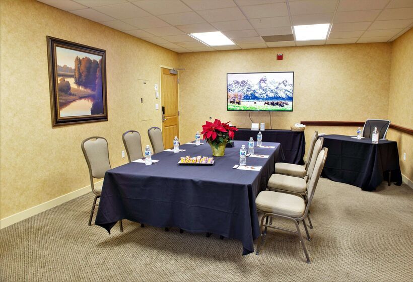 هتل Homewood Suites By Hilton Jackson