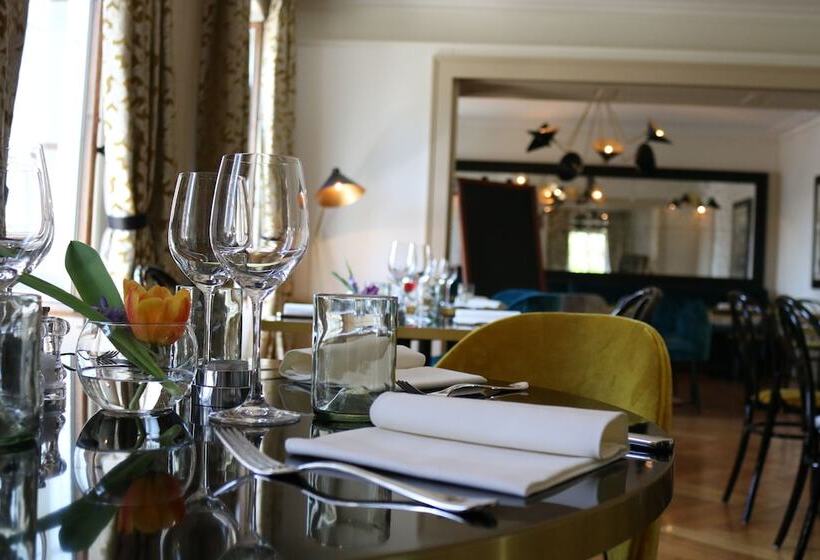ホテル Hostellerie Le Petit Manoir