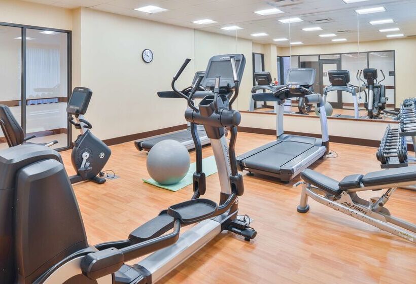 هتل Hyatt Place Herndon Dulles Airport   East