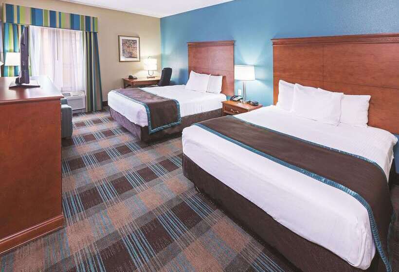 فندق La Quinta Inn & Suites By Wyndham Houston Hobby Airport