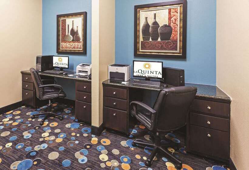 Hotel La Quinta Inn & Suites By Wyndham Houston Hobby Airport