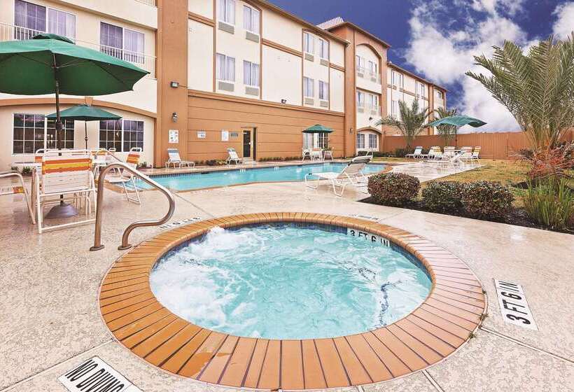 فندق La Quinta Inn & Suites By Wyndham Houston Hobby Airport