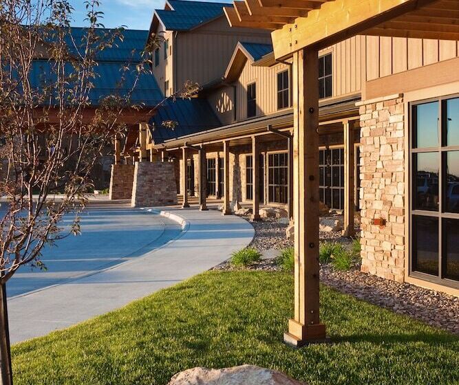 هتل The Lodge At Deadwood