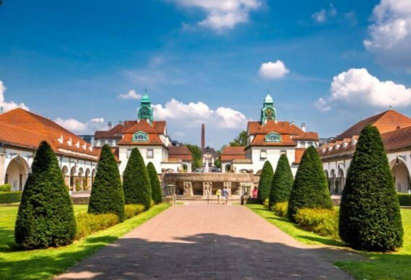 هتل Neuhöfer Am Südpark