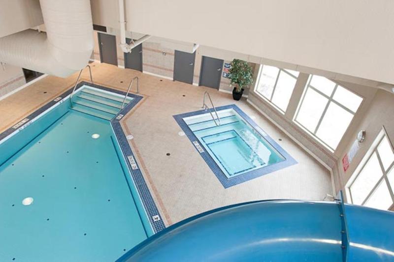 فندق Paradise Inn And Suites