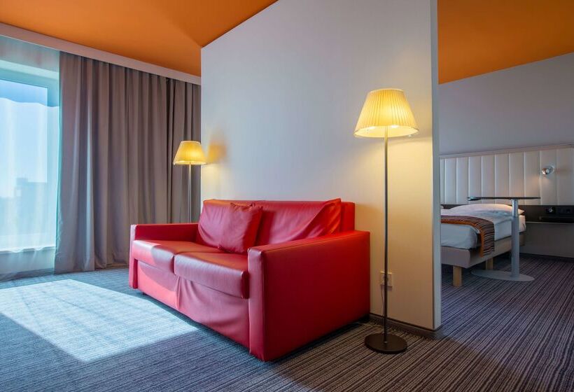 فندق Park Inn By Radisson Frankfurt Airport