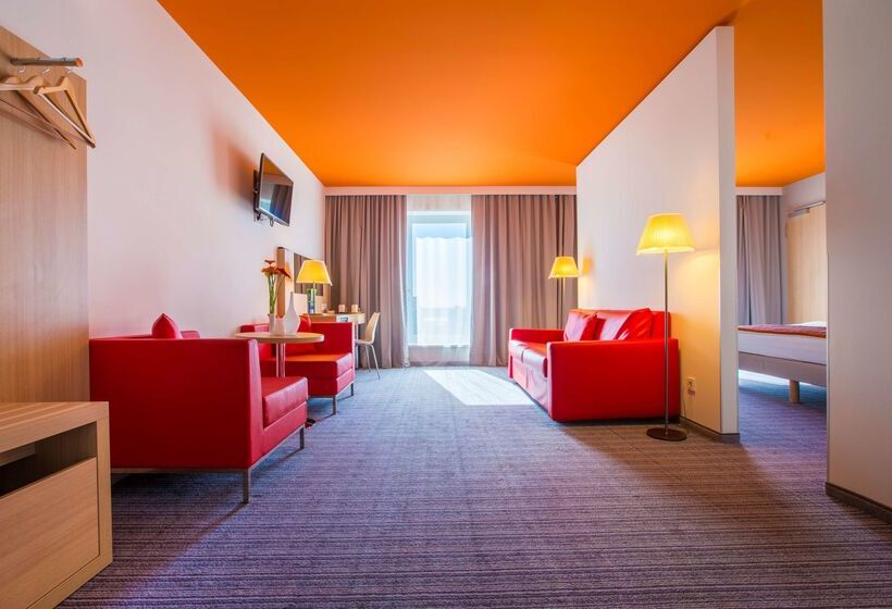 Hotelli Park Inn By Radisson Frankfurt Airport