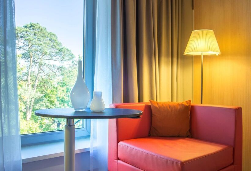 فندق Park Inn By Radisson Frankfurt Airport