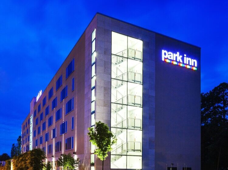 هتل Park Inn By Radisson Frankfurt Airport