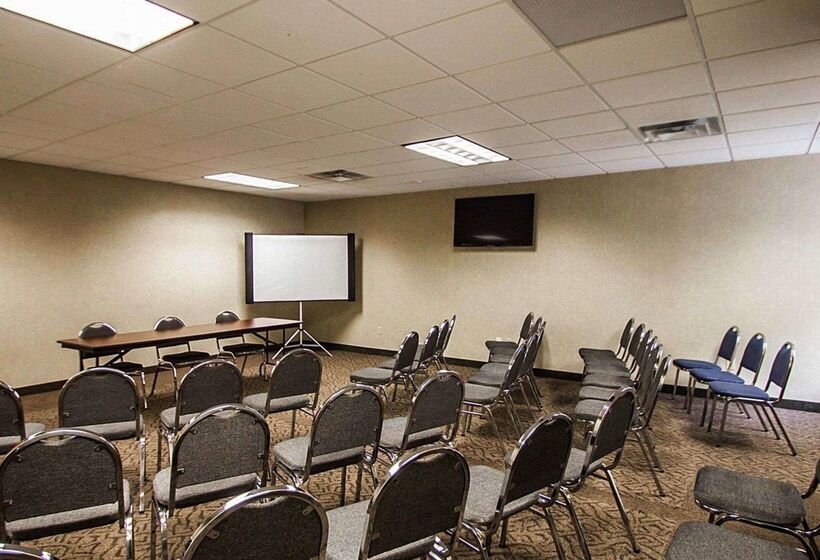 هتل Quality Inn & Suites Fishkill South Near I 84