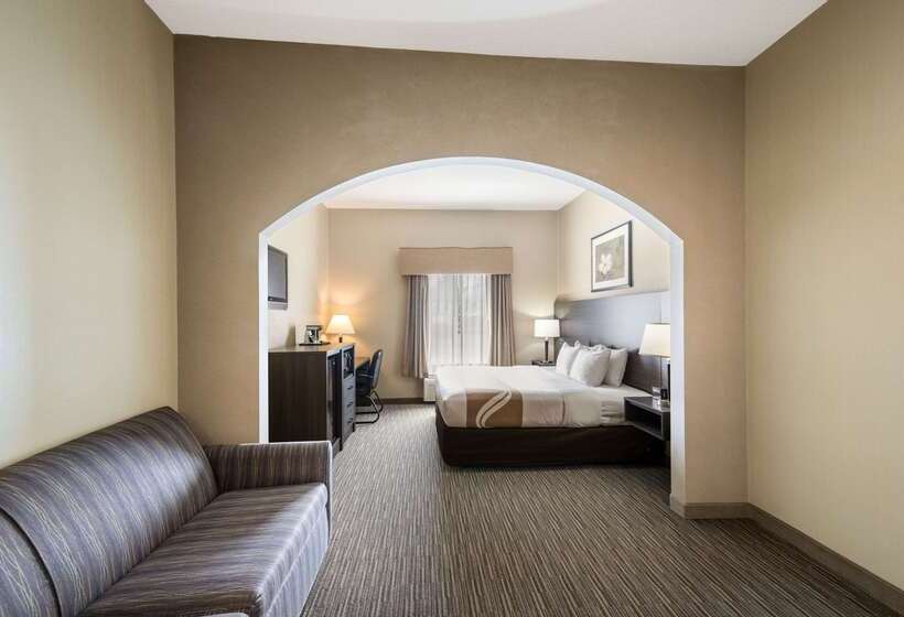 هتل Quality Inn & Suites Fishkill South Near I 84