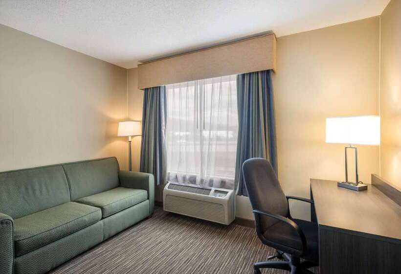 هتل Quality Inn & Suites Fishkill South Near I 84