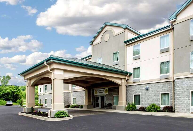 هتل Quality Inn & Suites Fishkill South Near I 84