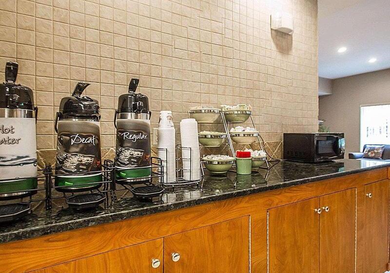 هتل Quality Inn & Suites Fishkill South Near I 84